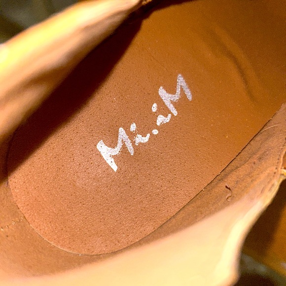 Mi.iM Tan BOOTIES🥾with Cutouts & Heels Size 6.5 Almost LIKE NEW!⭐️ - Picture 3 of 9